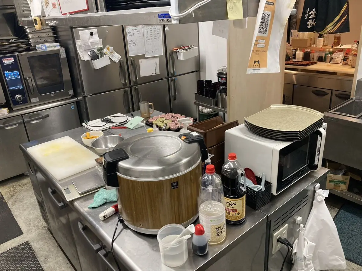 葭川公園の居酒屋居抜きの厨房