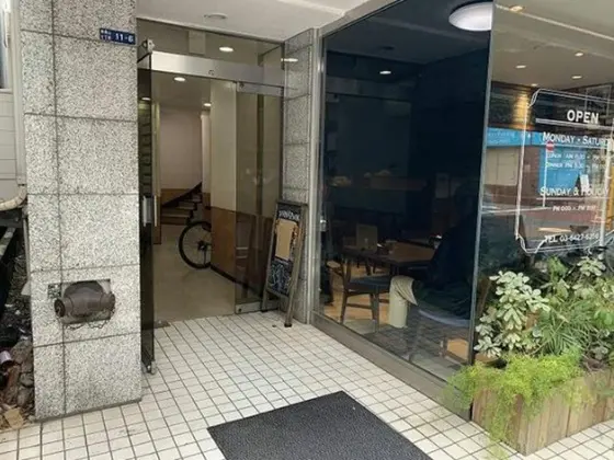 広尾のその他物件の入口