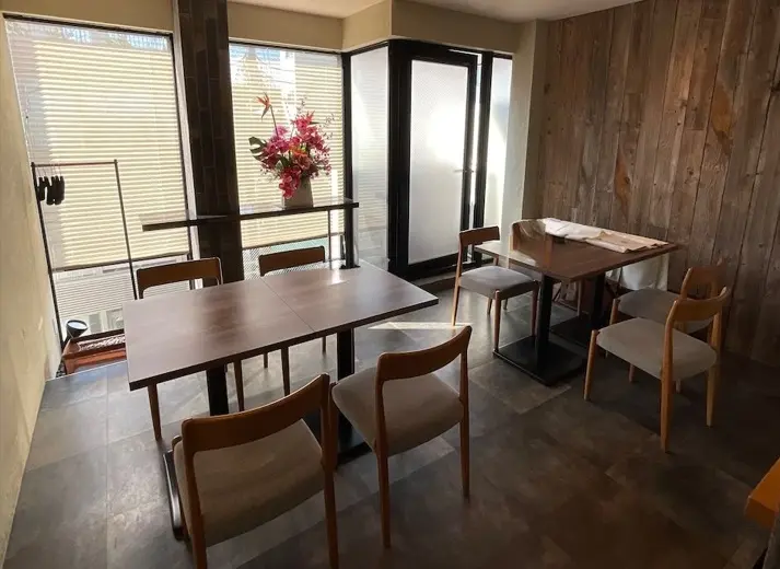 自由が丘の居酒屋居抜きの内装