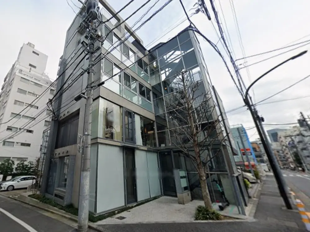 貸店舗(スケルトン)の外観