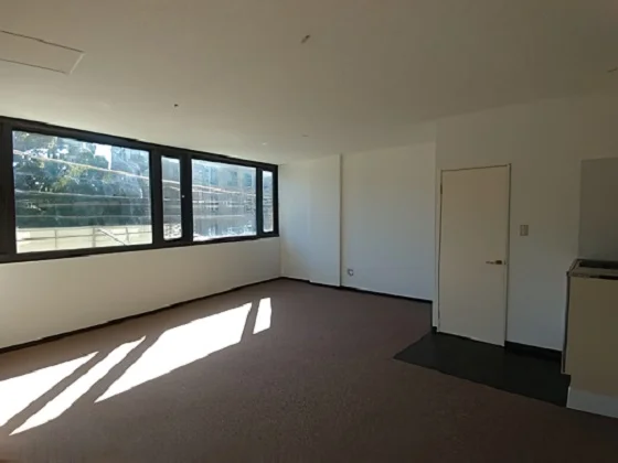 貸店舗(事務所仕様)の内装