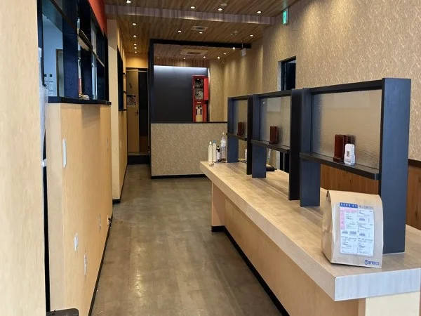 中華料理の居抜き物件の内装