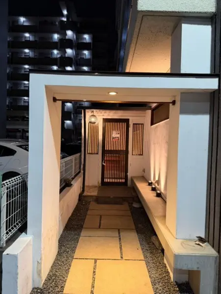 川越の居抜き店舗のエントランス