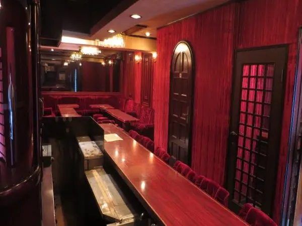 スナック・パブの居抜き物件の内装