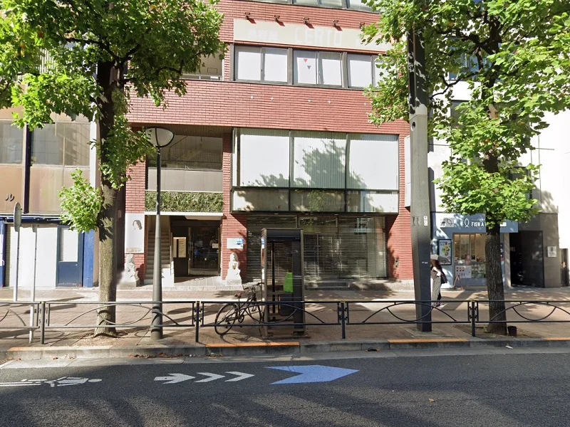 四ツ谷の事務所仕様物件の外観